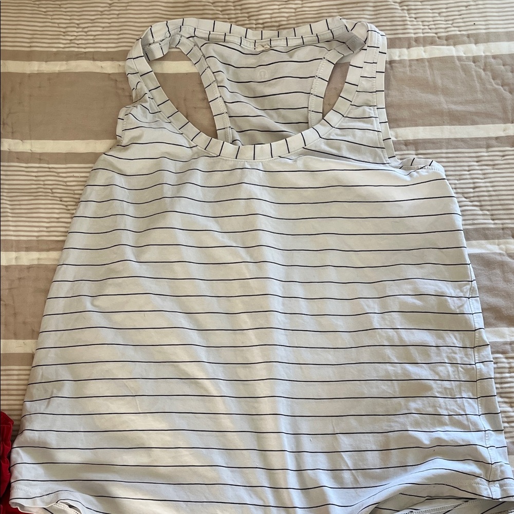 Lululemon Lot - Picture 6 of 10